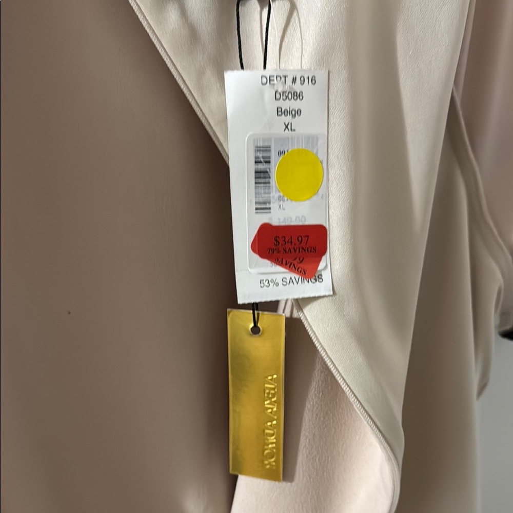 Alexia Admor Beige Dress